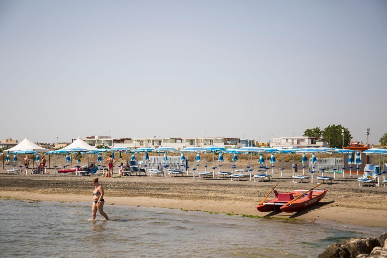 Villaggio Albergo Cervo Zapponeta Kültér fotó