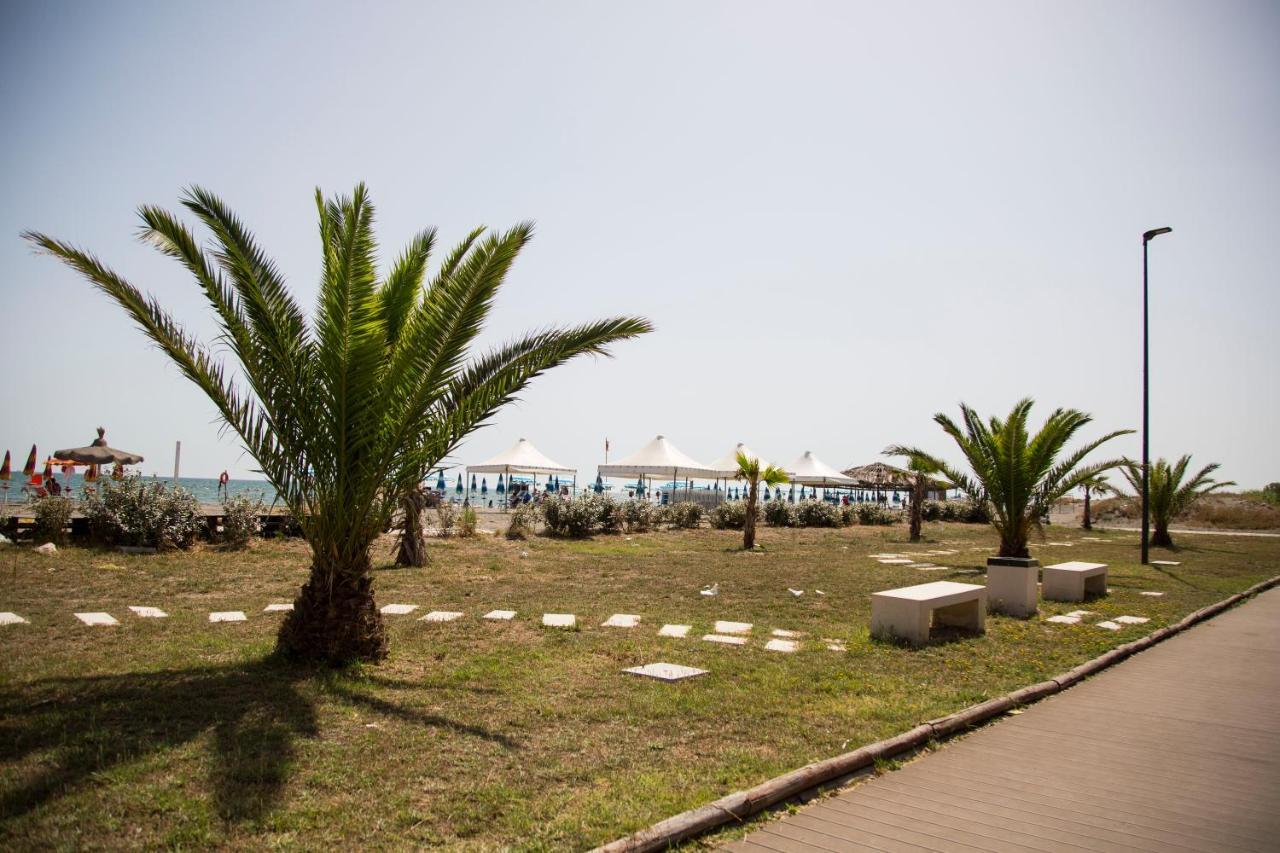 Villaggio Albergo Cervo Zapponeta Kültér fotó